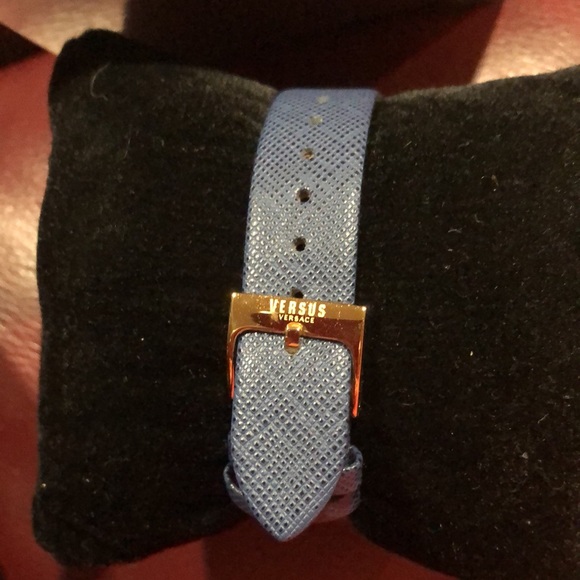 Versace watch - Picture 4 of 5